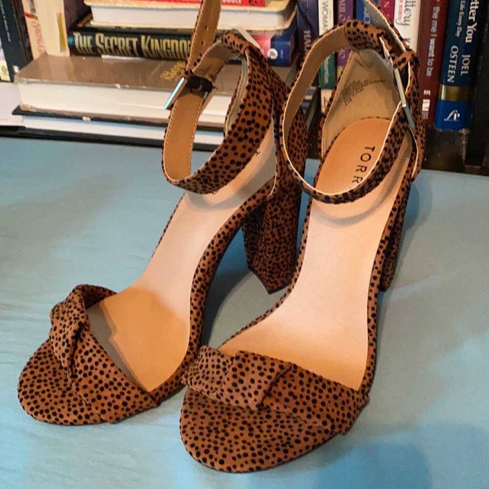 NWOT Cheetah Print Ankle Strap Heels